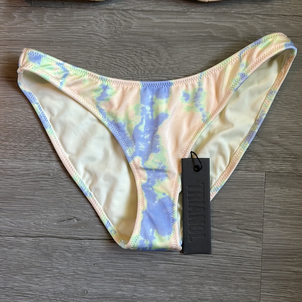 All inventory has been posted. No more sizes available** no trade ** no offers - Picture 13 of 14